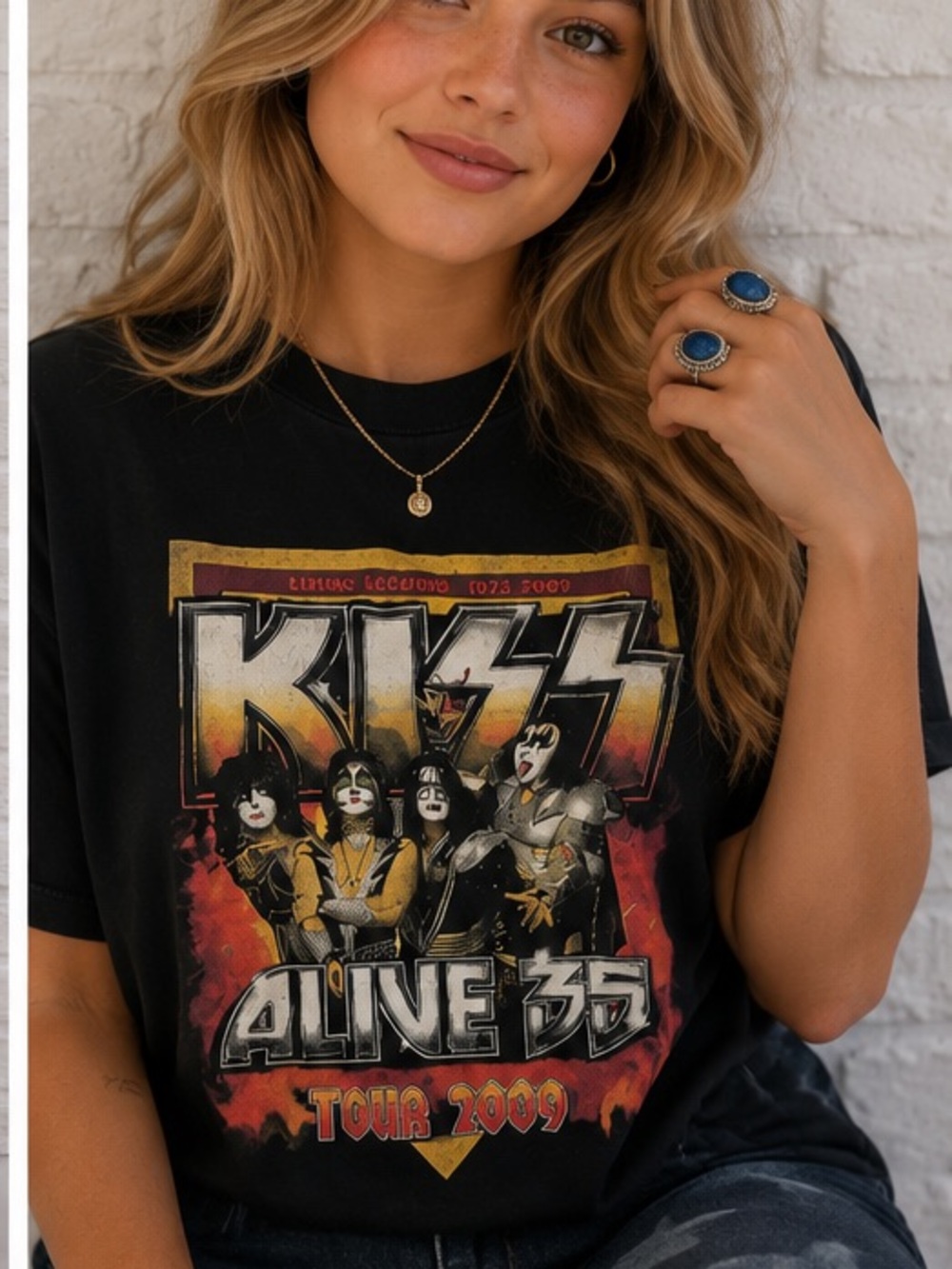 Kiss Tour T-shirt 2009 Size Small Alive 35 Black Graphic Logo
